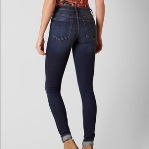 Daytrip Lynx Stretch Skinny Jeans from Buckle